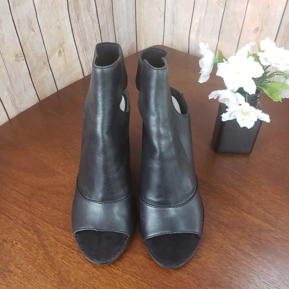 NWOB Dolce VitaLauri Open Toe Leather Bootie - Picture 3 of 6